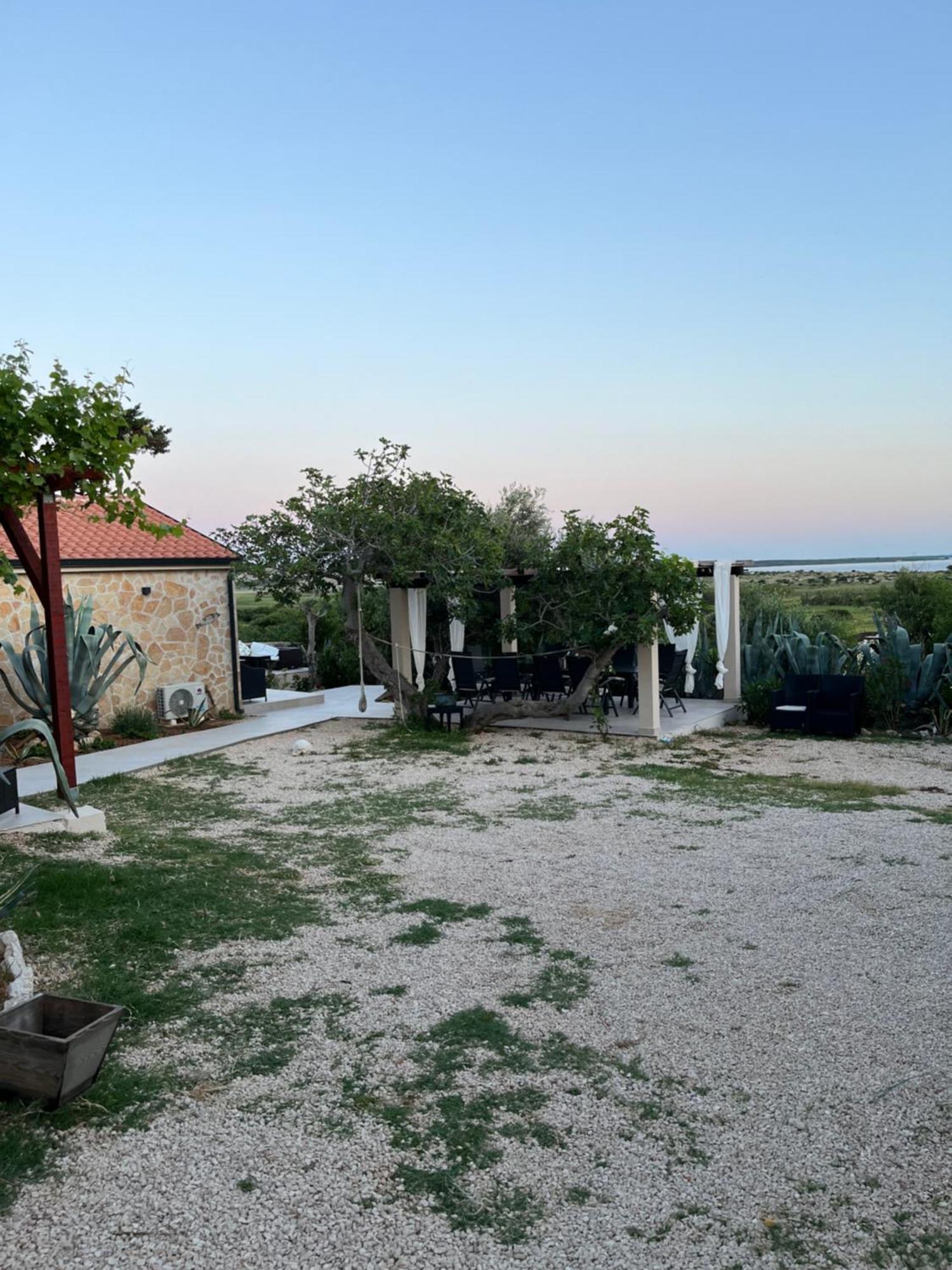 Villa Slatina Near Zrce Beach Novalja Ngoại thất bức ảnh